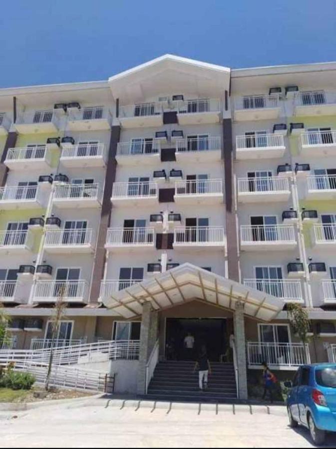Ania Rooms@Amani Grand Residences Near Airport Lapu-Lapu City Exterior foto