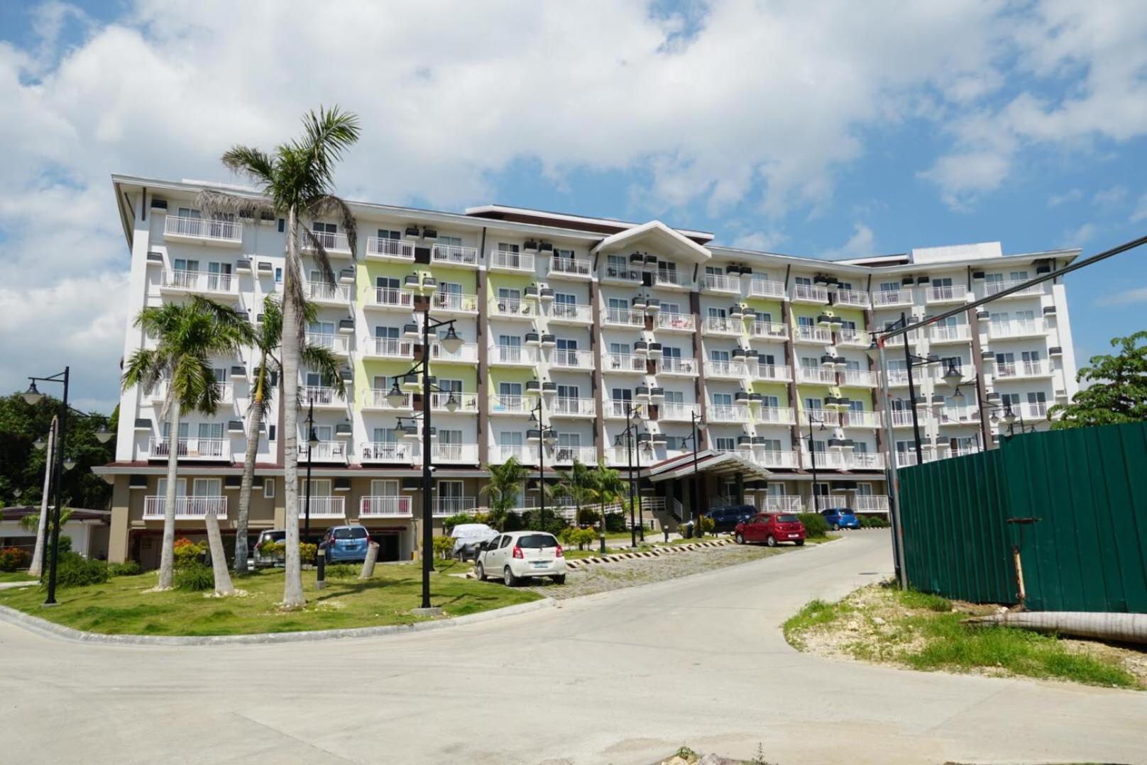 Ania Rooms@Amani Grand Residences Near Airport Lapu-Lapu City Exterior foto